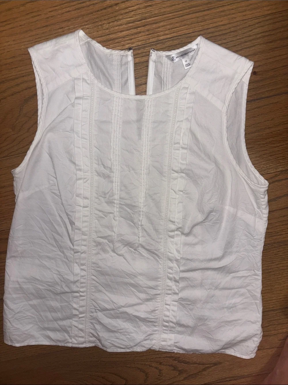 Brooks Brothers White Sleeveless Pintuck Camisole